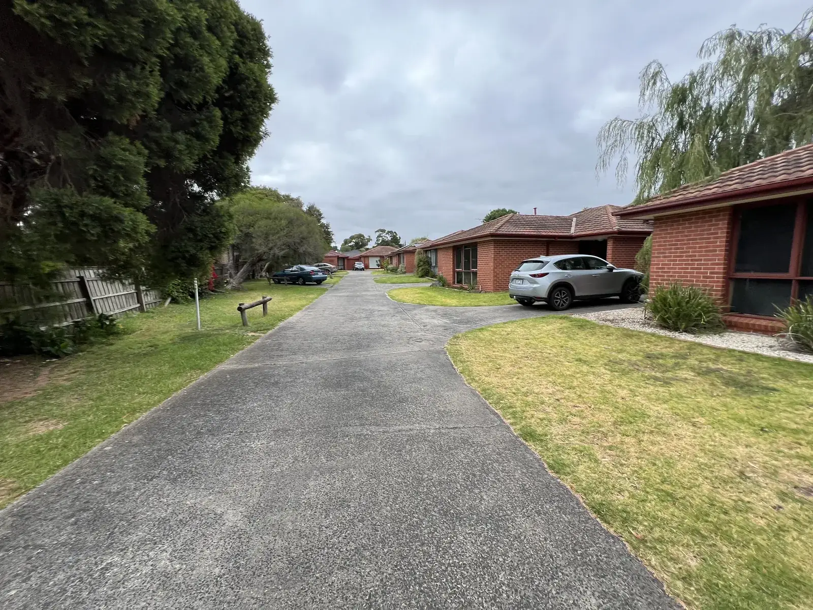 Strata garden maintenance, common area gardens at a Frankston complex